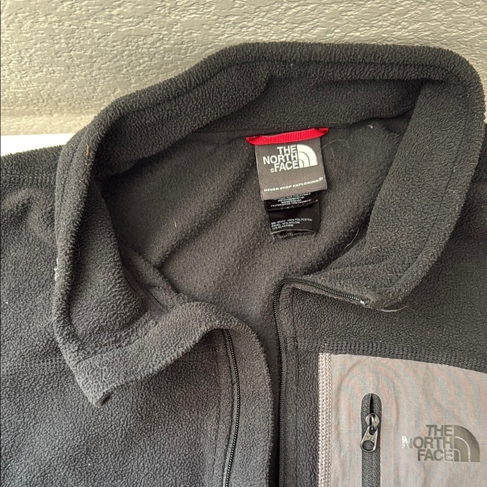 The North Face Charcoal and Light Gray Fleece Jacket - Picture 2 of 3